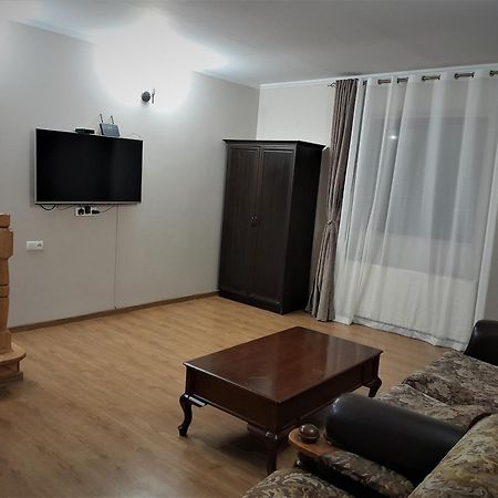 Holiday Home ボルジョミ エクステリア 写真